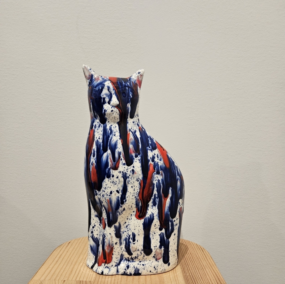 Source Unknown Multicolor Cat Figurine